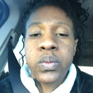 Meet your Posher, Cassandra